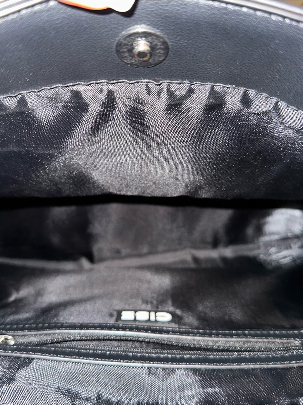 Embossed Statement Black Tote Bag - Bold Everyday Carry - Picture 4 of 5